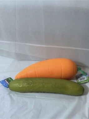Sunny Days Squeezy Lot Of 2 PICKLE and CARROT Squishy Sensory Stress Relief Toy